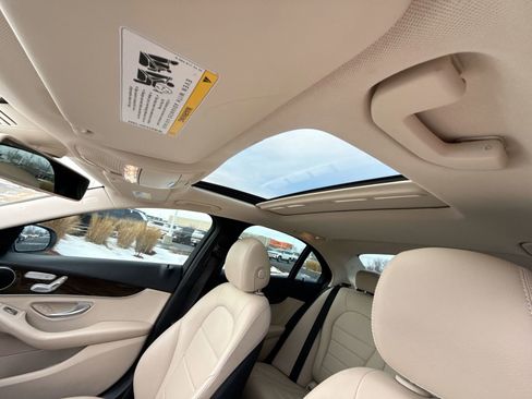 Used 2019 Mercedes-Benz C 300 Sedan image 21