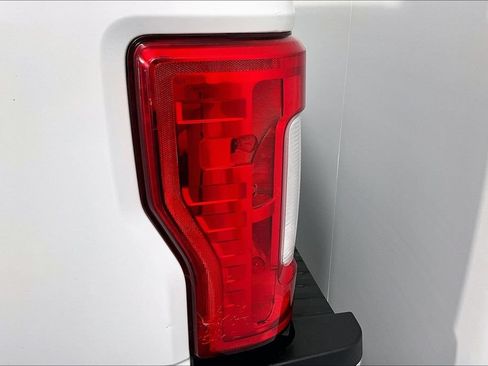 Used 2017 Ford F350 XL RWD image 28