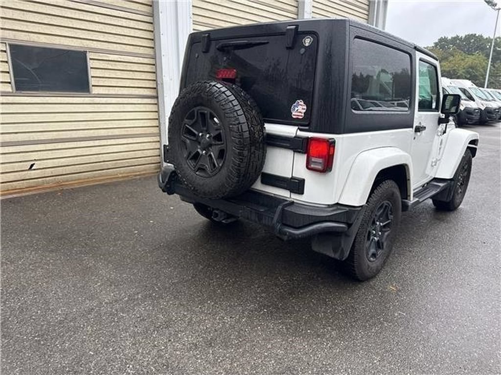 Used 2016 Jeep Wrangler Sahara AWD/4WD image 48