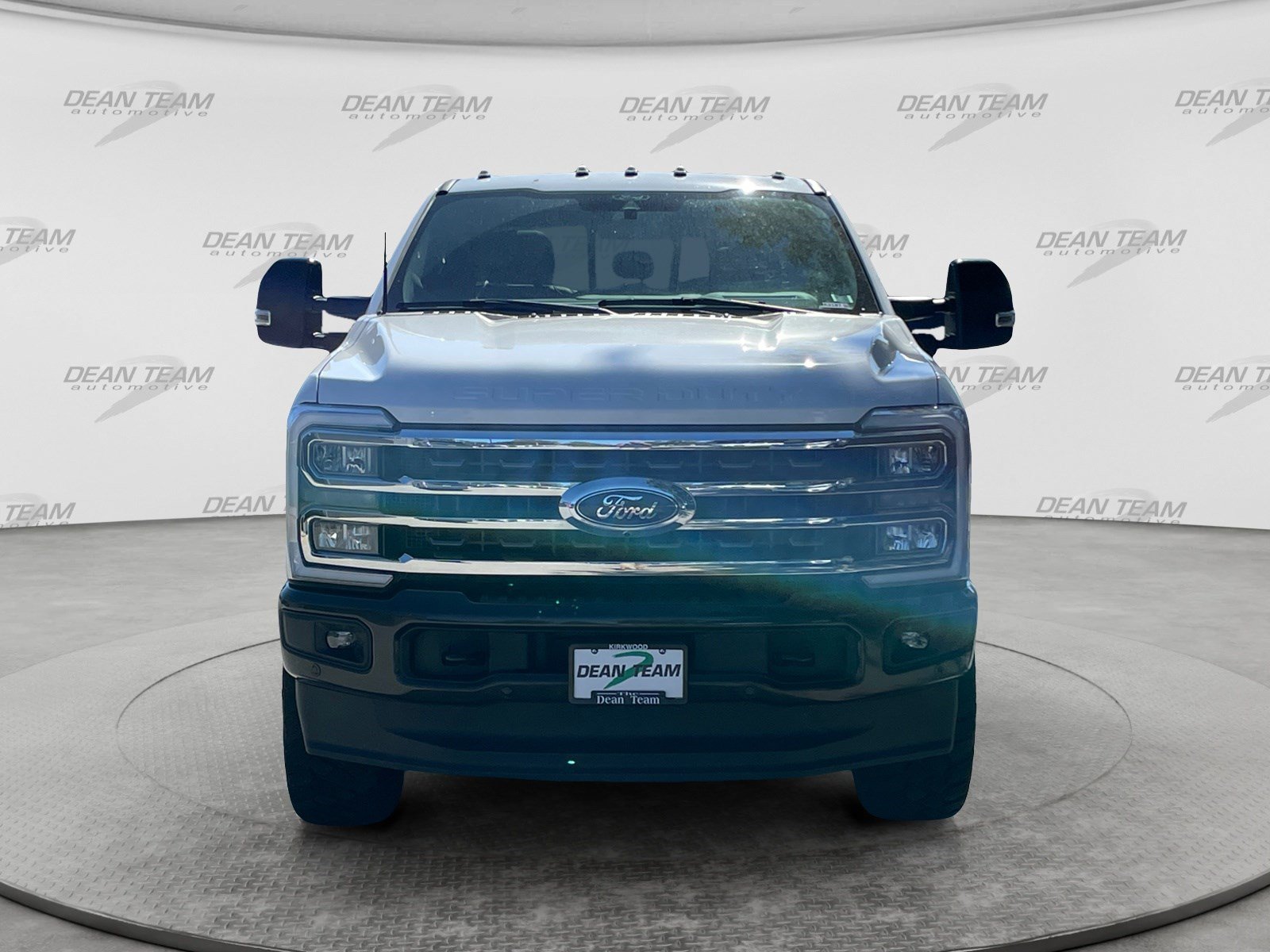 Used 2024 Ford F350 King Ranch AWD/4WD image 2