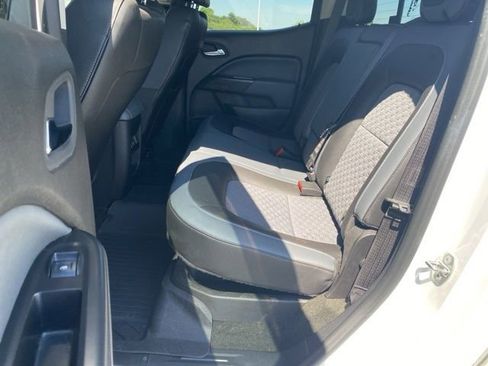 Used 2017 Chevrolet Colorado Z71 AWD/4WD image 7