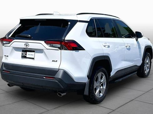 Used 2024 Toyota RAV4 XLE w/ Convenience Package FWD image 13