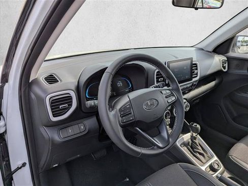 New 2026 Hyundai Venue SEL FWD image 12