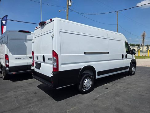 Used 2024 RAM ProMaster 3500 w/ Premium Convenience Group FWD image 6
