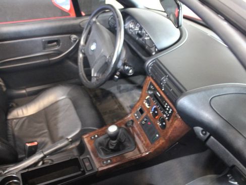 Used 1997 BMW Z3 2.8 RWD image 8