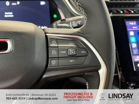 New 2025 Jeep Grand Cherokee Altitude AWD/4WD image 33