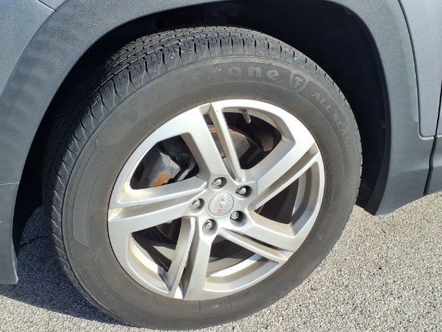 Used 2020 GMC Terrain SLE w/ Driver Convenience Package AWD/4WD image 11