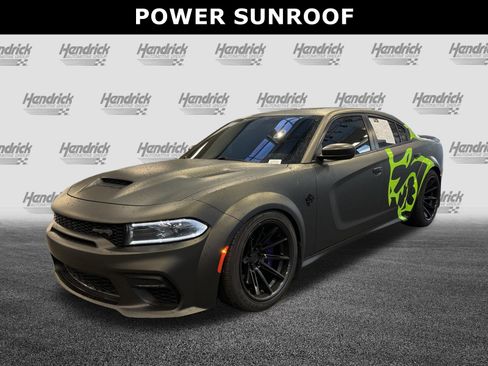 Used 2022 Dodge Charger SRT Hellcat w/ Alcantara Interior Package RWD image 6