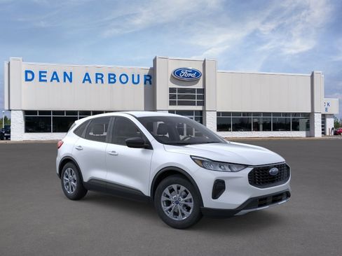 New 2026 Ford Escape Active w/ Cold Weather Package AWD/4WD image 7