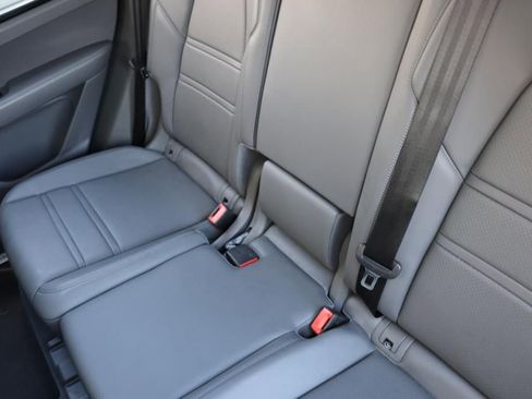 Used 2021 Porsche Cayenne image 62