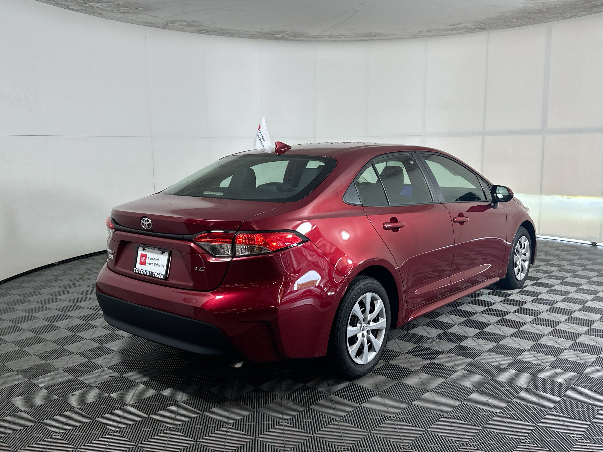 Certified 2024 Toyota Corolla LE FWD image 3