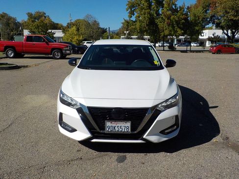 Used 2022 Nissan Sentra SR w/ Electronics Package image 4