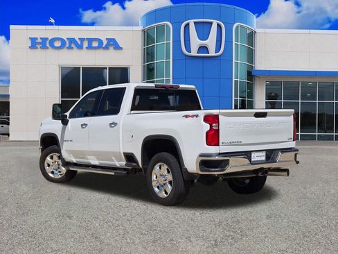 Used 2023 Chevrolet Silverado 2500 LTZ w/ LTZ Premium Package AWD/4WD image 5