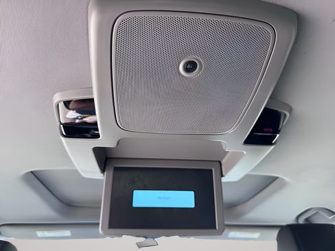 Used 2023 Honda Odyssey Touring image 16