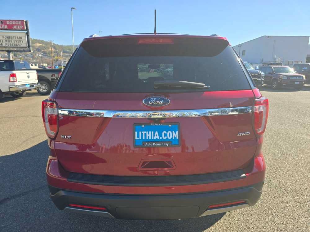 Used 2019 Ford Explorer XLT w/ Equipment Group 202A AWD/4WD image 4
