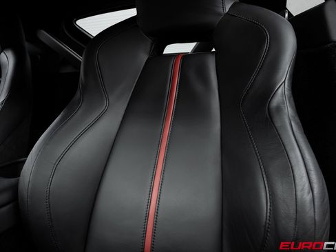 Used 2017 Aston Martin V12 Vantage S image 41