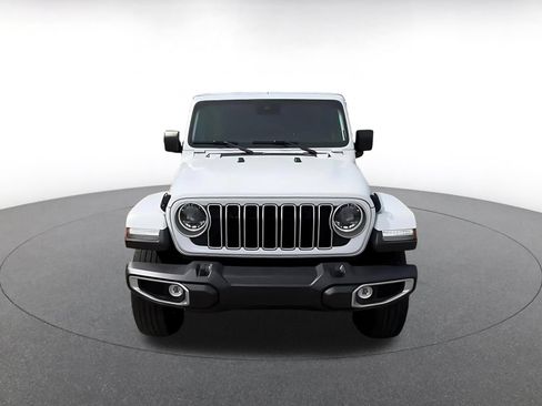 Used 2025 Jeep Wrangler Unlimited Sahara AWD/4WD image 4