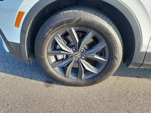 Used 2024 Volkswagen Tiguan Wolfsburg Edition FWD image 11