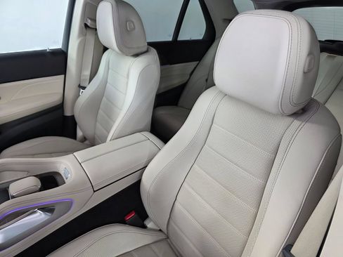 Certified 2021 Mercedes-Benz GLE 450 4MATIC image 11