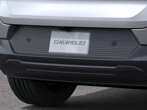 New 2026 Chevrolet Equinox EV LT w/ Comfort Package FWD image 14