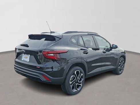 New 2026 Chevrolet Trax RS image 4