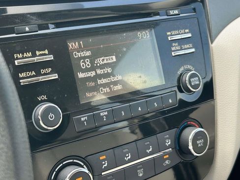 Used 2017 Nissan Rogue Sport S w/ S Appearance Package image 23