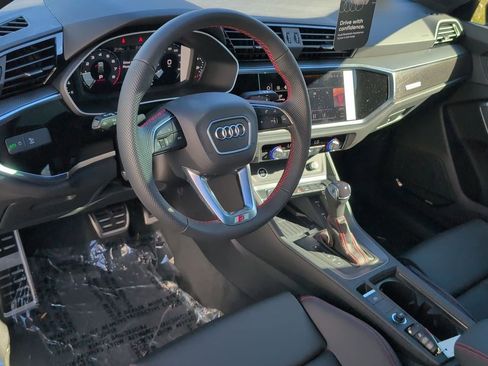 New 2025 Audi Q3 2.0T Premium Plus image 2