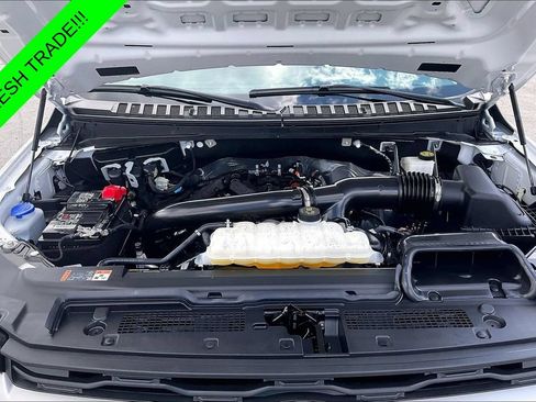 Used 2024 Ford Expedition XLT RWD image 30