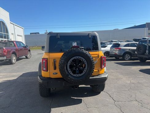 Used 2021 Ford Bronco Badlands image 6