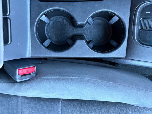 Used 2004 Honda Accord LX image 27