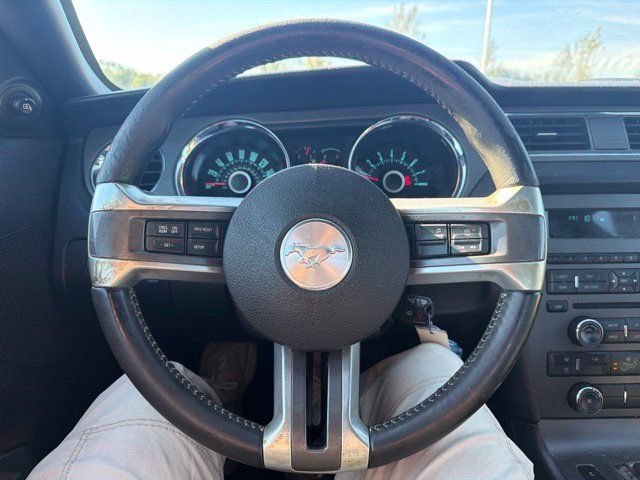 Used 2013 Ford Mustang Coupe w/ V6 Performance Pkg RWD image 27