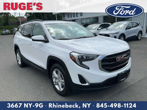 Used 2018 GMC Terrain SLE w/ Driver Convenience Package AWD/4WD image 1