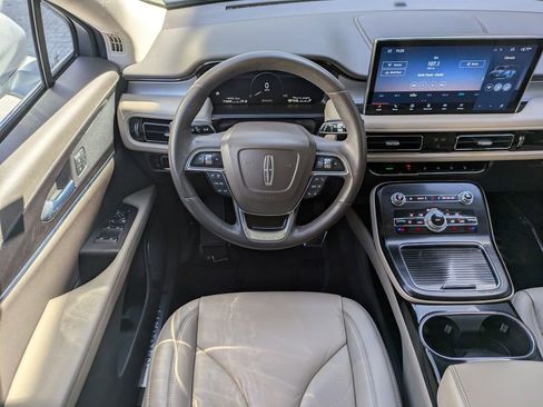 Certified 2021 Lincoln Nautilus Standard w/ Equipment Group 101A image 18