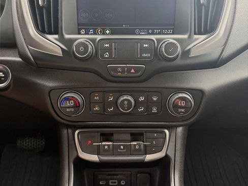 Used 2024 GMC Terrain AT4 w/ Tech Package AWD/4WD image 11