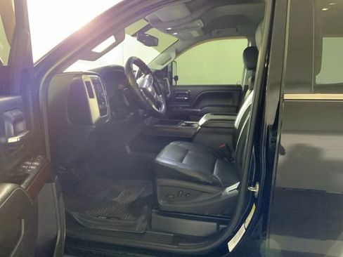 Used 2019 GMC Sierra 2500 SLT AWD/4WD image 19