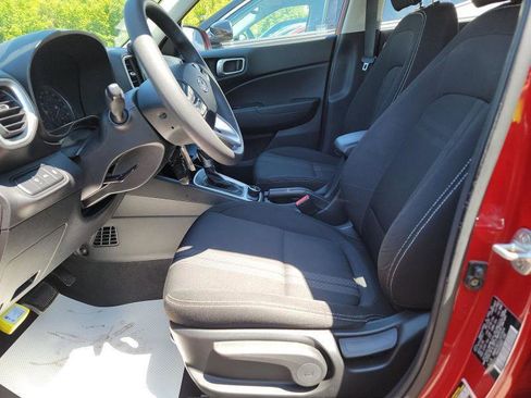 Used 2020 Hyundai Venue SEL FWD image 7