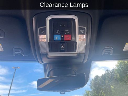 Used 2025 RAM 3500 Limited AWD/4WD image 28