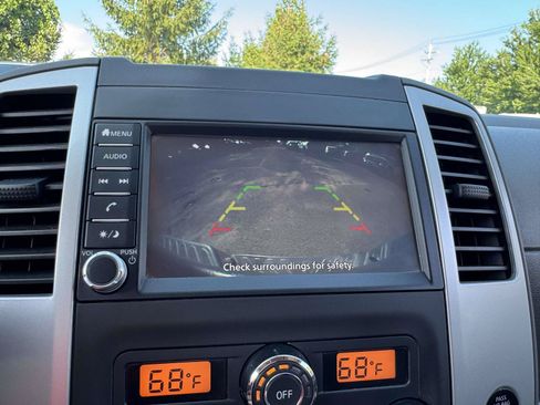 Used 2020 Nissan Frontier SV AWD/4WD image 33