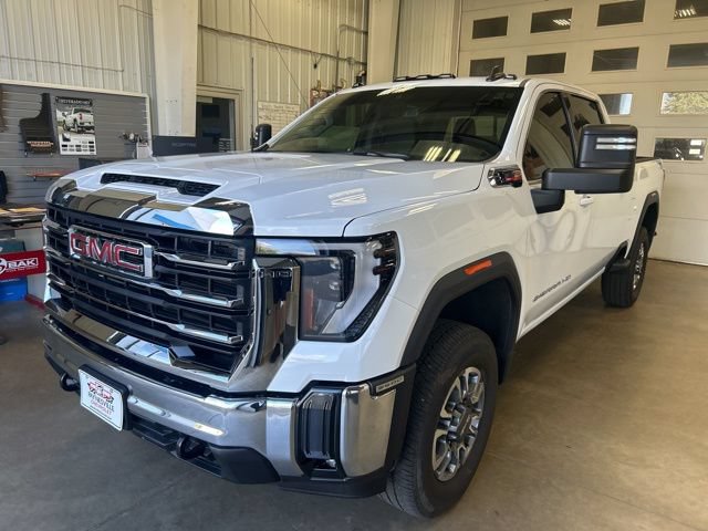 Used 2024 GMC Sierra 3500 SLE w/ Preferred Package AWD/4WD image 2