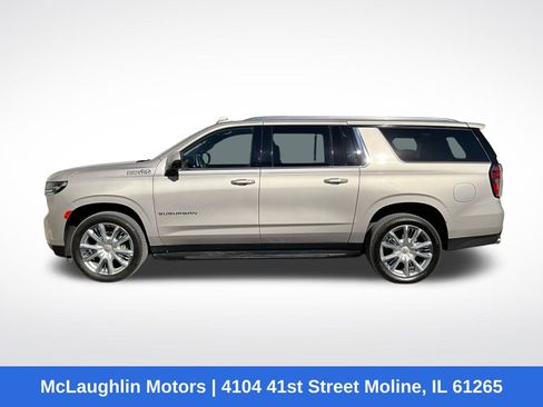 Used 2021 Chevrolet Suburban High Country image 16