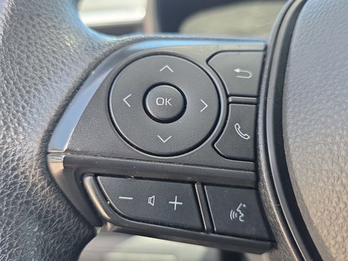 Used 2024 Toyota Corolla LE FWD image 29