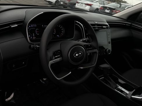 Certified 2023 Hyundai Tucson SE image 16