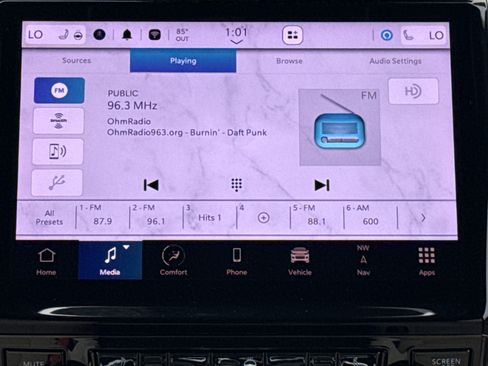 Used 2025 Jeep Grand Cherokee Limited AWD/4WD image 22