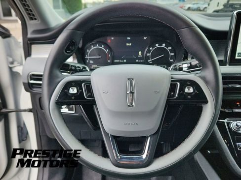 Used 2022 Lincoln Corsair AWD w/ Equipment Group 101A image 16