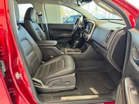 Used 2021 GMC Canyon Denali image 17