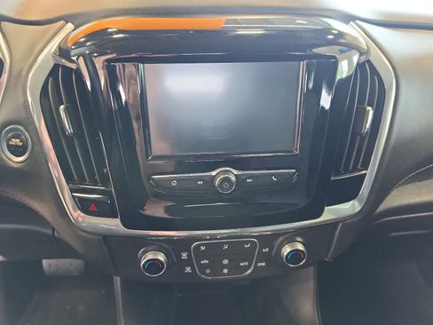 Used 2018 Chevrolet Traverse LS FWD image 22