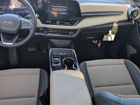 New 2026 Chevrolet Equinox ACTIV FWD image 13