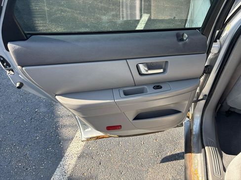 Used 2007 Ford Taurus SEL FWD image 18