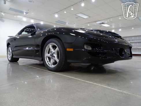 Used 1999 Pontiac Firebird Formula image 22