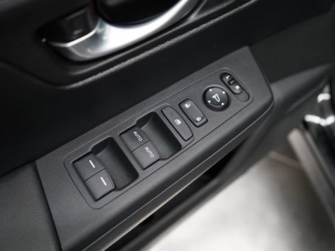 Used 2024 Honda CR-V EX image 11
